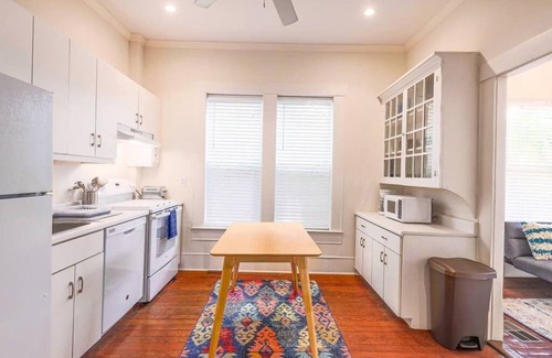 Central East Austin House | 6 Bedrooms in #1 Central Location