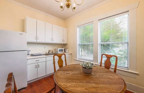 Central East Austin House | 6 Bedrooms in #1 Central Location