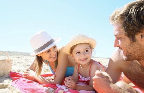 Clacton-on-Sea House | 6 berth caravan with free WiFi Clacton-on-Sea in Essex ref 28072CW