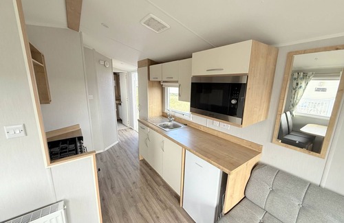 Selsey House | 6 Berth Caravan, Seal Bay Resort, Selsey
