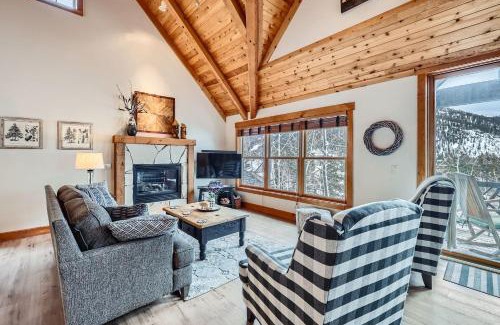 Keystone House | 6 Cabin in the Pines home