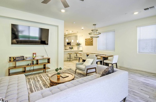 Chandler House | 6 Mi to Dtwn Chandler: Newly Built Townhome