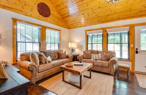 Clarkesville House | 6 Mi to Helen Mtn-View Retreat with Hot Tub!