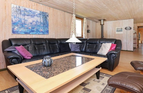 Grønhøj House | 6 person holiday home in Løkken-By Traum