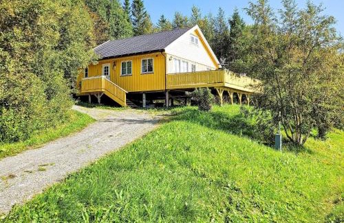 Naeroy House | 6 person holiday home in Naustbukta-By Traum