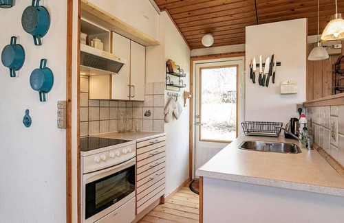 Hvalpsund House | 6 person holiday home in Farsø-By Traum