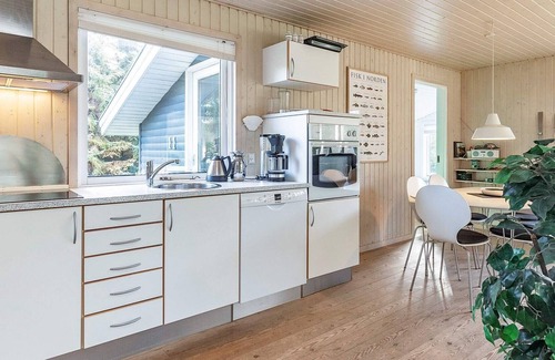 Nordenbro Vesteregn House | 6 person holiday home in Humble