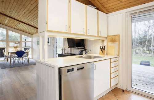 Bratten Strand House | 6 person holiday home in Jerup-By Traum