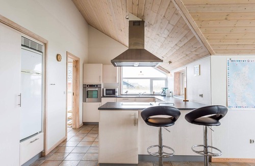 Skaven Strand House | 6 person holiday home in Tarm