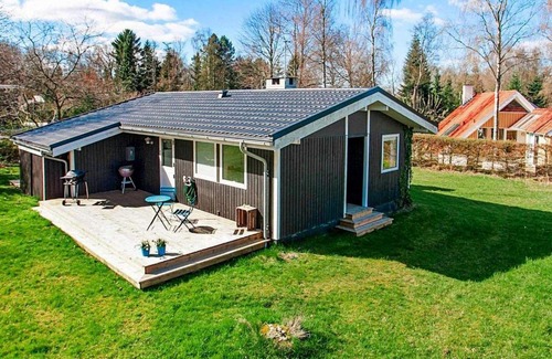 Farvang House | 6 person holiday home in F rvang