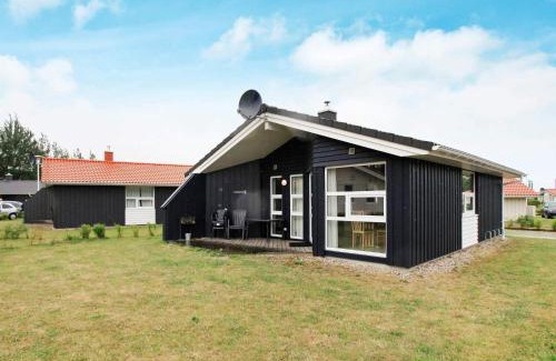 Lensterstrand House | 6 person holiday home in GROEMITZ