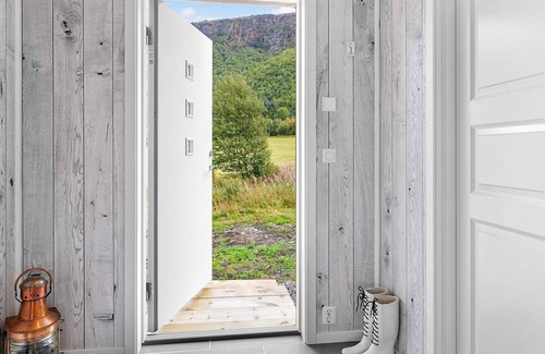 Bindal House | 6 person holiday home in Bindalseidet