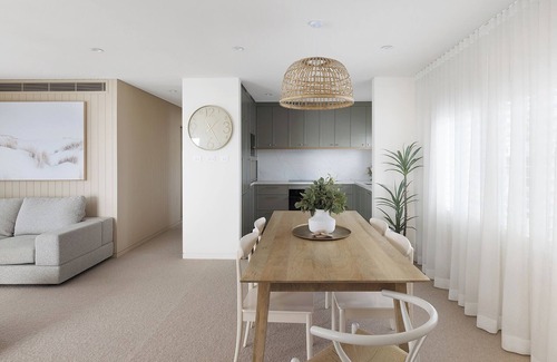 Shoal Bay Apartment | 6 Shoal Edge @ 31 Shoal Bay Rd