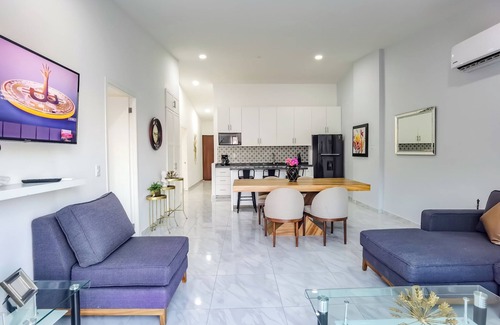 Downtown Cabo San Lucas Apartment | 60% discount, new 3 BDR, 2 rooftop pools w panoramic views, 5 min from downtown