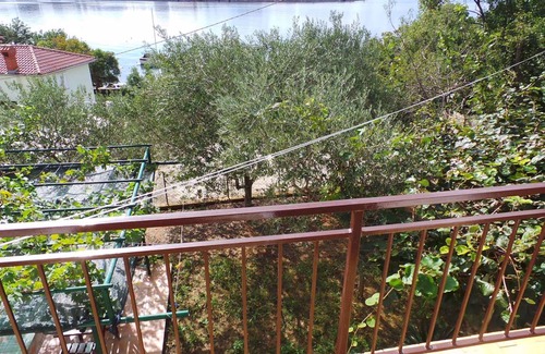 Municipality of Omisalj Apartment | 60 m² Apartment ∙ 1 bedroom ∙ 5 guests