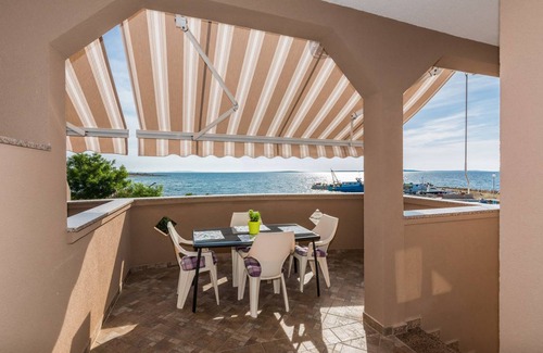 Kosljun Apartment | 60 m² Apartment ∙ 2 bedrooms ∙ 4 guests