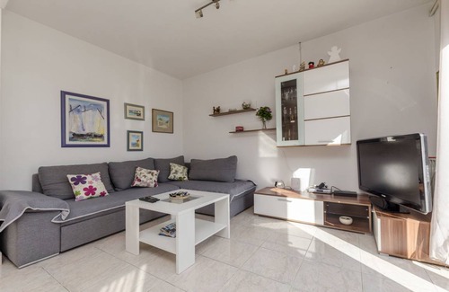 Postira Apartment | 60 m² Apartment ∙ 2 bedrooms ∙ 4 guests