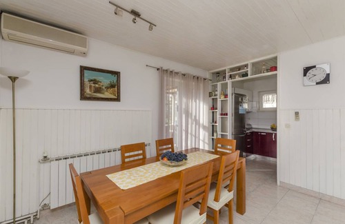 Postira Apartment | 60 m² Apartment ∙ 2 bedrooms ∙ 4 guests