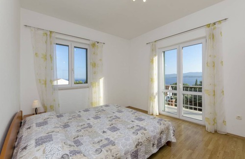 Bol Apartment | 60 m² Apartment ∙ 2 bedrooms ∙ 5 guests