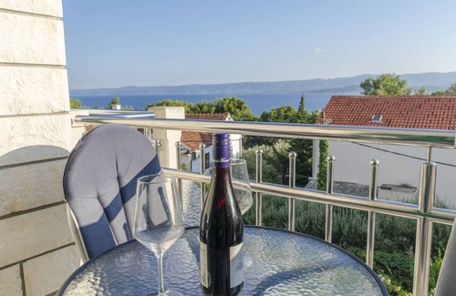 Bol Apartment | 60 m² Apartment ∙ 2 bedrooms ∙ 5 guests