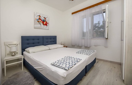 Rogoznica Apartment | 60 m² Apartment ∙ 2 bedrooms ∙ 4 guests