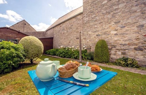Matignon House | 60 m² House ∙ 2 bedrooms ∙ 5 guests