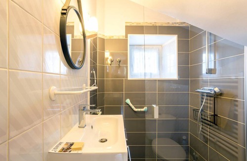 Matignon House | 60 m² House ∙ 2 bedrooms ∙ 5 guests