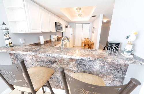 Indian Harbour Beach Condo | 601, Indian Harbour Beach Club 6th floor corner unit