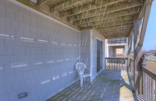 Nags Head House | 6027 Off The Bucket List * 4 Min Walk to Beach * Private Pool * Jetted Tub