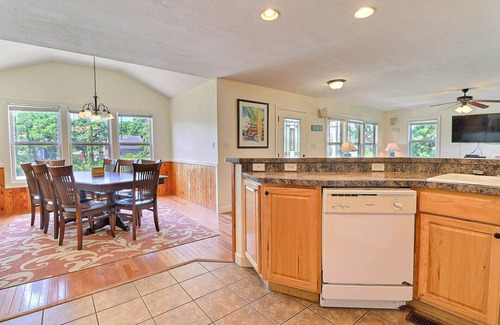 Nags Head House | 6045 Summer Fun II * 8 Min Walk to Beach