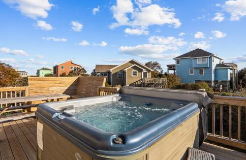 South Nags Head House | 6070 - Cast Away by Resort Realty