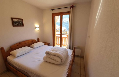 Les Orres Apartment | 60m from ski slopes, 6th floor, view valley, fitness, swimming pool, balcony, ski locker, 33m²