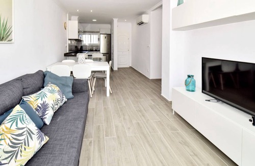 Les Deveses Apartment | 61 m² Apartment ∙ 2 bedrooms ∙ 4 guests