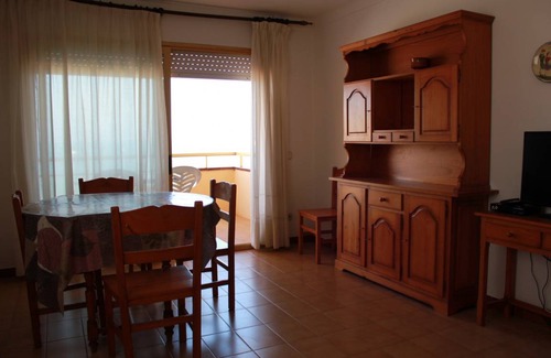 L'Escala Apartment | 61 m² Apartment ∙ 2 bedrooms ∙ 4 guests