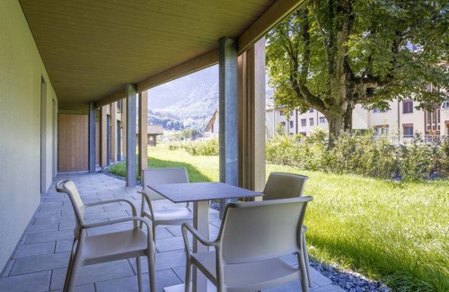 Meiringen Resort | 61 m² Resort ∙ 2 bedrooms ∙ 6 guests