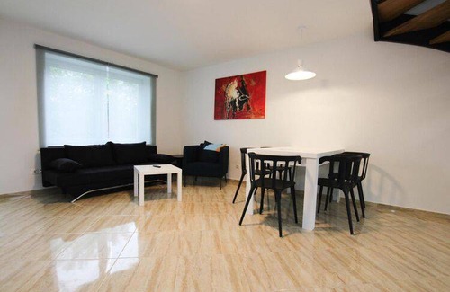 Garden House | 63 m² House ∙ 2 bedrooms ∙ 4 guests