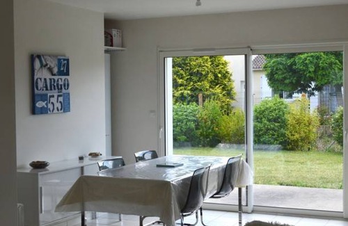 Saint-Michel-en-l'Herm House | 64 m² House ∙ 2 bedrooms ∙ 4 guests