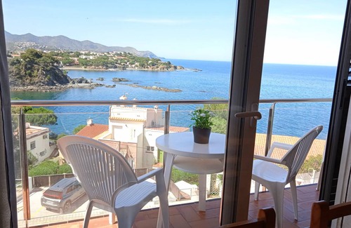 Llanca Apartment | 64 m² Apartment ∙ 2 bedrooms ∙ 4 guests