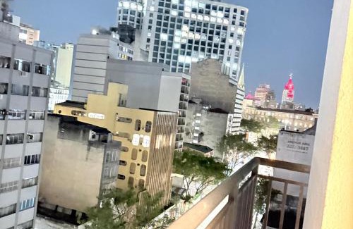 Se Apartment | 64NV Studio Liberdade SP 300 m Metro Japao, acomoda ate 03 pessoas
