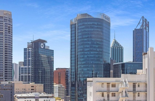 West Perth Apartment | 65 Hillside 2BR Apt CBD Kings Park Parking