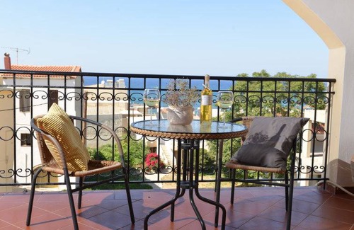 Panormos Apartment | 65 m² Apartment ∙ 1 bedroom ∙ 3 guests