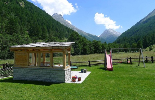 Saas Grund Apartment | 65 m² Apartment ∙ 2 bedrooms ∙ 4 guests