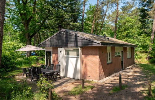 Beekbergen-Zuid House | 65 m² Bungalow ∙ 4 bedrooms ∙ 8 guests