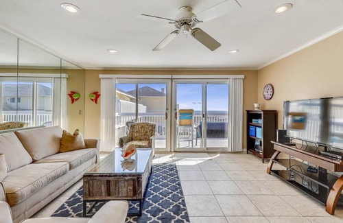 Holiday Isle Condo | 65 m² Condo ∙ 2 bedrooms ∙ 6 guests
