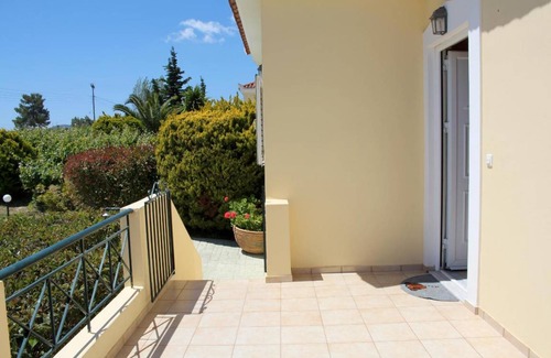 Pylos-Nestoras House | 65 m² House ∙ 1 bedroom ∙ 5 guests
