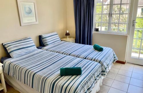 Port Alfred Apartment | 65 Settler Sands Beachfront Accommodation