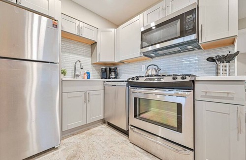Somers Point Condo | 653 3rd St Unit 1 · AfterDune Delight 2BR Near Beach