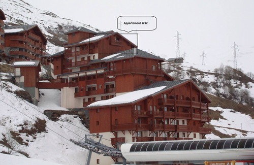 Les Bruyeres Apartment | 65m2 on slopes - sleeps 8