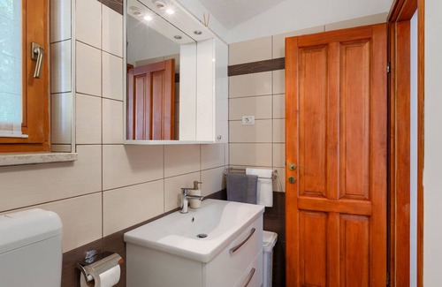 Divsici House | 66 m² House ∙ 1 bedroom ∙ 4 guests