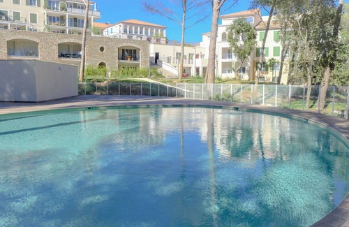 Cavalaire-sur-Mer Apartment | 67 m² Apartment ∙ 2 bedrooms ∙ 6 guests